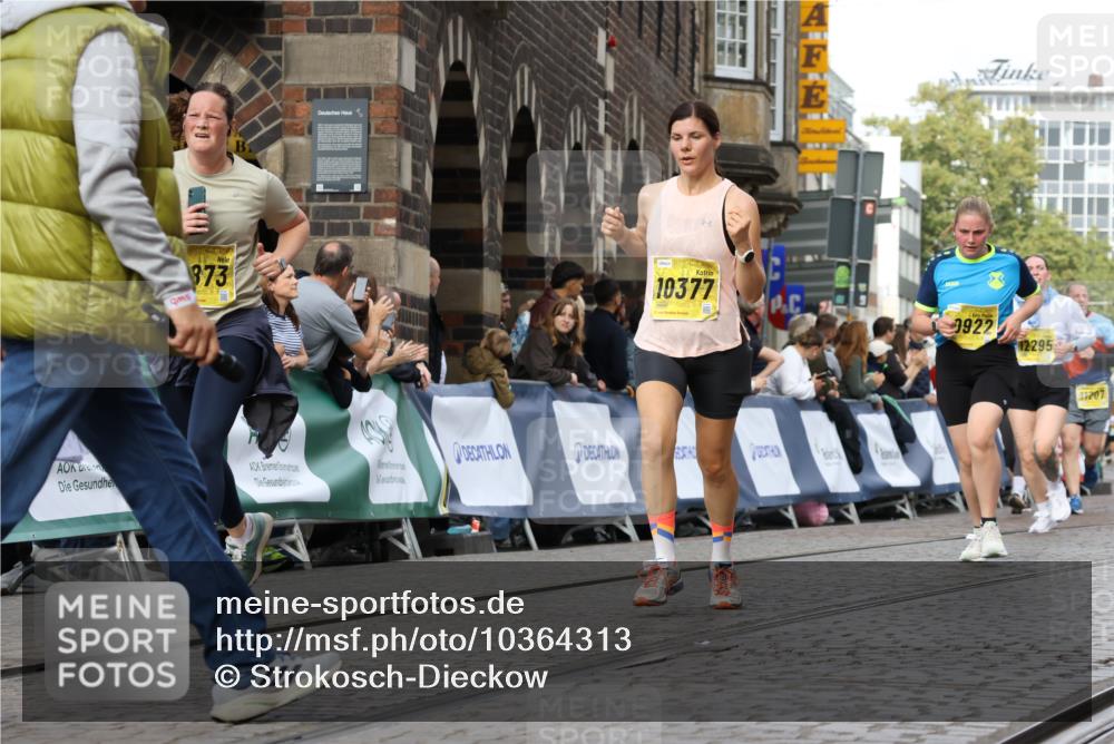 13.09.2026 - 21. swb-Marathon Bremen Strokosch-Dieckow http://msf.ph/oto/10364313 13.09.2026 10:59:34 Ziel 10415, 10492, 10668, 11086, 11125, 11301, 11302, 11500, 11913, 12118, 12200, 12267, 12297, 12537, 12541, 10236, 10355, 10669, 10928, 10929, 11054, 11056, 11089, 11194, 11419, 11501, 11803, 12138, 12242, 12243, 12480, 12527 meine-sportfotos.de