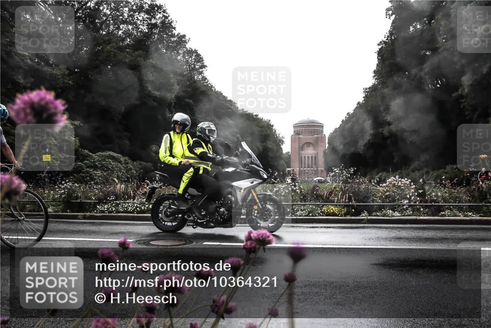 13.09.2026 - Stadtparktriathlon H.Heesch http://msf.ph/oto/10364321 13.09.2026 12:34:47 Radfahren 1062, 1063, 1073, 1177, 1234 meine-sportfotos.de