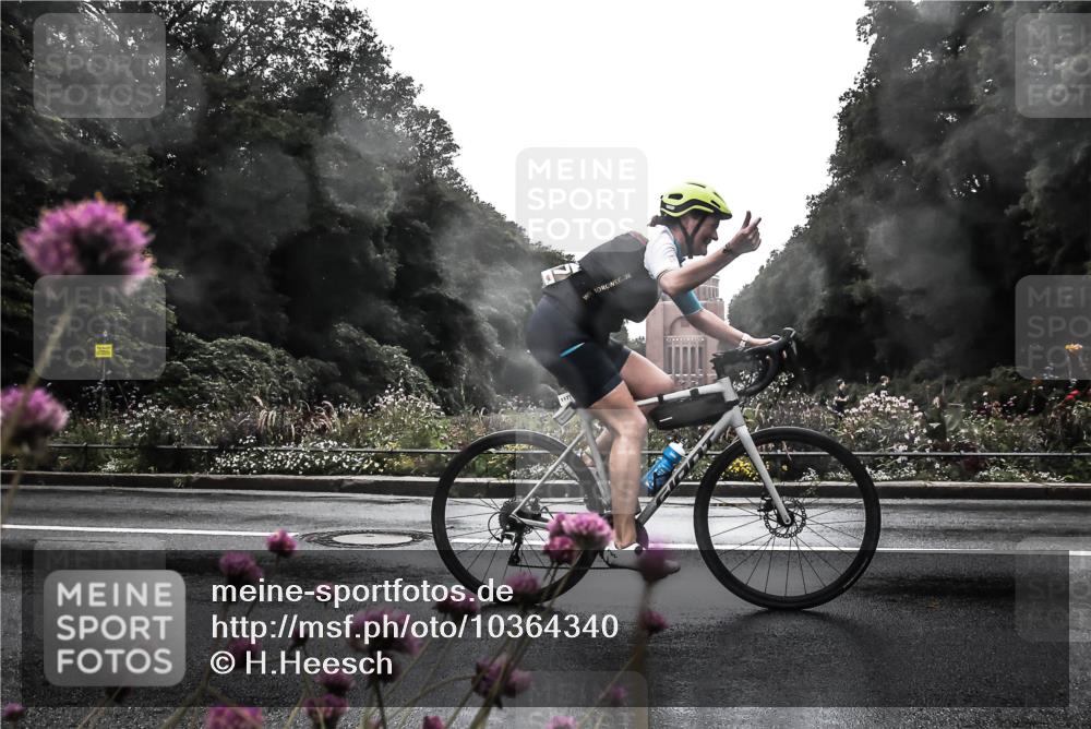 13.09.2026 - Stadtparktriathlon H.Heesch http://msf.ph/oto/10364340 13.09.2026 12:34:49 Radfahren 978, 1062, 1063, 1177, 1178, 1234 meine-sportfotos.de