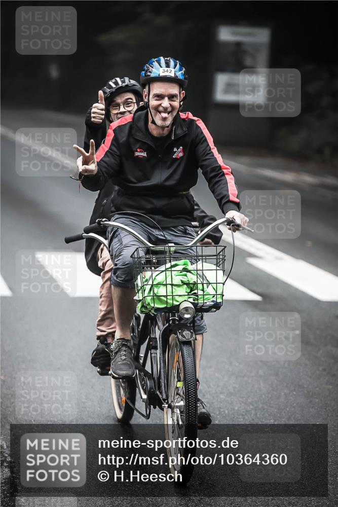 13.09.2026 - Stadtparktriathlon H.Heesch http://msf.ph/oto/10364360 13.09.2026 10:10:38 Radfahren 210, 309, 342 meine-sportfotos.de