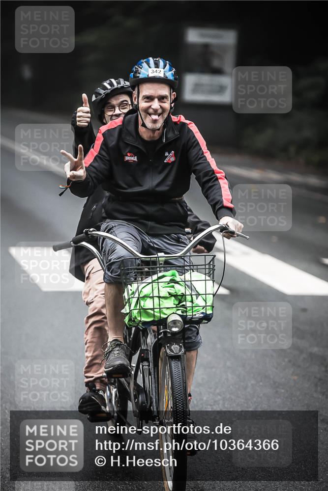 13.09.2026 - Stadtparktriathlon H.Heesch http://msf.ph/oto/10364366 13.09.2026 10:10:38 Radfahren 210, 309, 342 meine-sportfotos.de