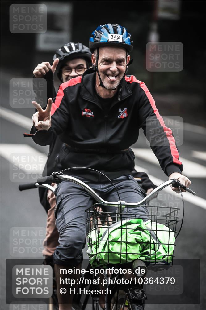 13.09.2026 - Stadtparktriathlon H.Heesch http://msf.ph/oto/10364379 13.09.2026 10:10:38 Radfahren 210, 309, 342 meine-sportfotos.de
