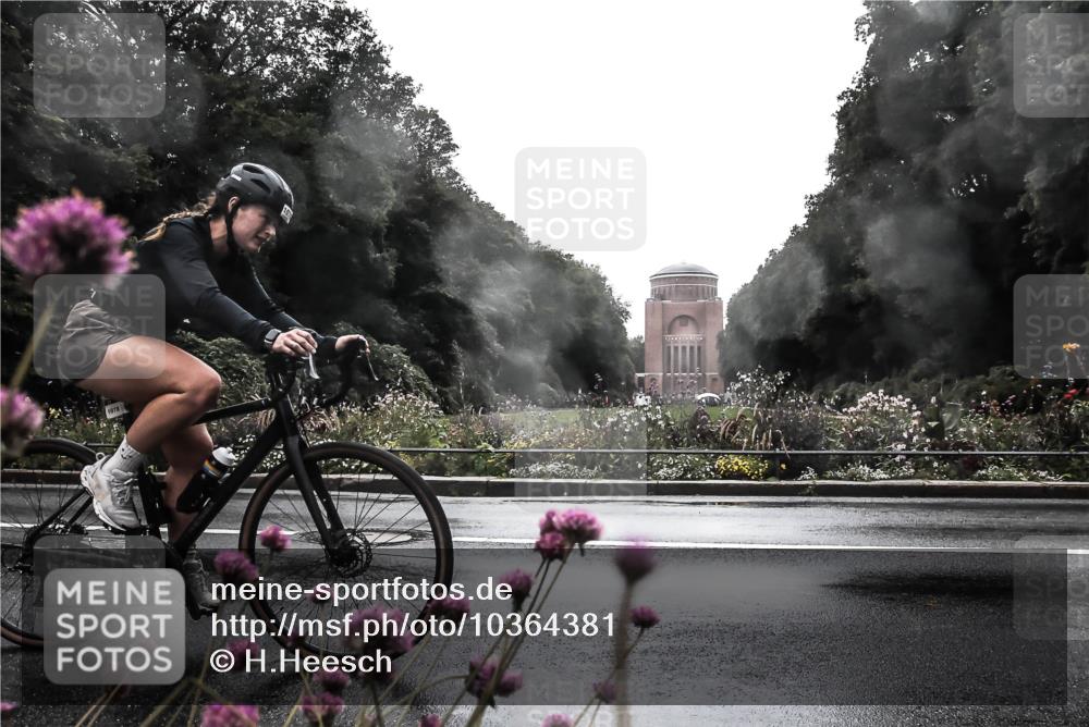 13.09.2026 - Stadtparktriathlon H.Heesch http://msf.ph/oto/10364381 13.09.2026 12:35:10 Radfahren 1078 meine-sportfotos.de