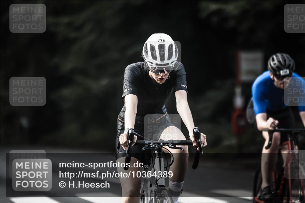 13.09.2026 - Stadtparktriathlon H.Heesch http://msf.ph/oto/10364389 13.09.2026 11:21:10 Radfahren 696, 741, 776, 781 meine-sportfotos.de