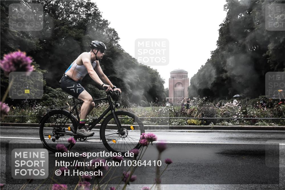 13.09.2026 - Stadtparktriathlon H.Heesch http://msf.ph/oto/10364410 13.09.2026 12:35:39 Radfahren 1169, 1277 meine-sportfotos.de
