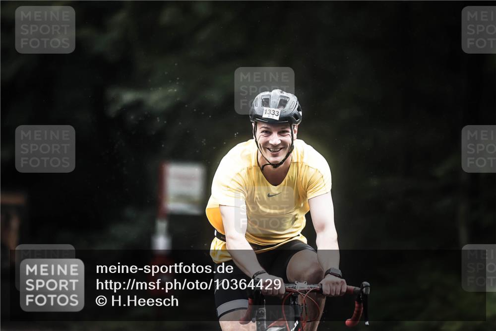 13.09.2026 - Stadtparktriathlon H.Heesch http://msf.ph/oto/10364429 13.09.2026 13:12:37 Radfahren 1218, 1257, 1268, 1333 meine-sportfotos.de