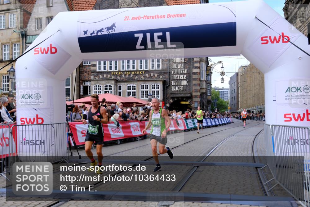 13.09.2026 - 21. swb-Marathon Bremen Tim E. http://msf.ph/oto/10364433 13.09.2026 13:02:03 Ziel 1614, 4696, 4739, 5369, 7950, 9137, 13168 meine-sportfotos.de