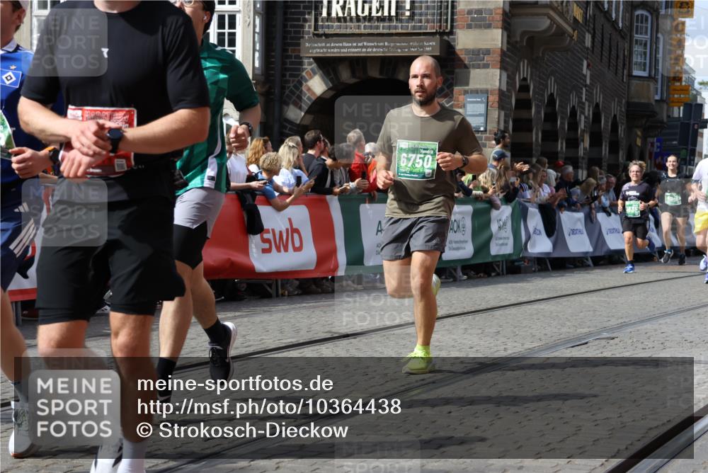 13.09.2026 - 21. swb-Marathon Bremen Strokosch-Dieckow http://msf.ph/oto/10364438 13.09.2026 13:35:10 Ziel 489, 1210, 1967, 2413, 2430, 2525, 2561, 2755, 3181, 3217, 3353, 3380, 3765, 3768, 3842, 5378, 5415, 5684, 6085, 6128, 6168, 6244, 6627, 6655, 6756, 7443, 7462, 8155, 8182, 8493, 8515, 8552, 8623, 8683, 9038, 9788, 9820, 13017, 13018, 13180, 536, 1150, 2003, 2090, 2625, 2866, 3311, 3621, 3916, 4062, 4635, 4985, 5016, 6315, 6320, 6418, 6750, 6837, 7305, 7377, 7703, 8300, 8401, 8530, 8773, 8915, 9526, 9527 meine-sportfotos.de