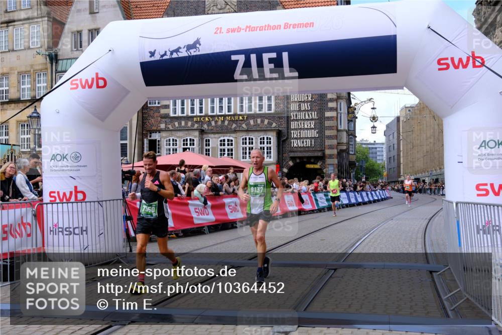 13.09.2026 - 21. swb-Marathon Bremen Tim E. http://msf.ph/oto/10364452 13.09.2026 13:02:03 Ziel 1614, 4696, 4739, 5369, 7950, 9137, 13168 meine-sportfotos.de