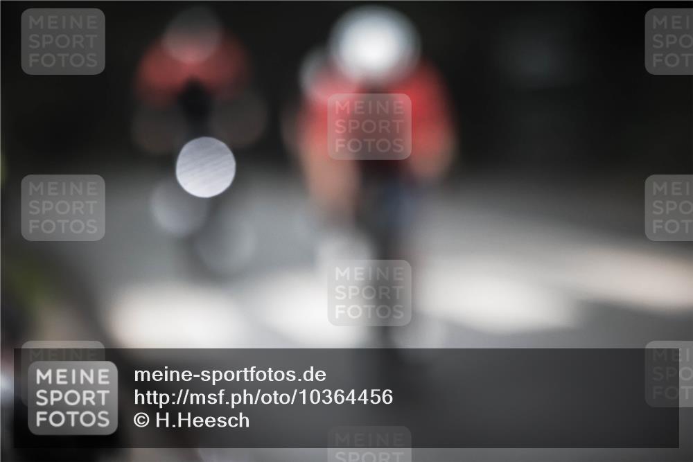 13.09.2026 - Stadtparktriathlon H.Heesch http://msf.ph/oto/10364456 13.09.2026 10:10:45 Radfahren 215, 274, 286 meine-sportfotos.de