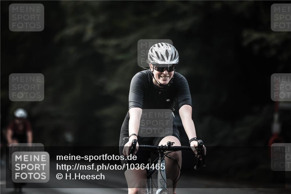 13.09.2026 - Stadtparktriathlon H.Heesch http://msf.ph/oto/10364465 13.09.2026 11:21:20 Radfahren 519, 644, 653, 737, 740, 825, 826, 1800 meine-sportfotos.de