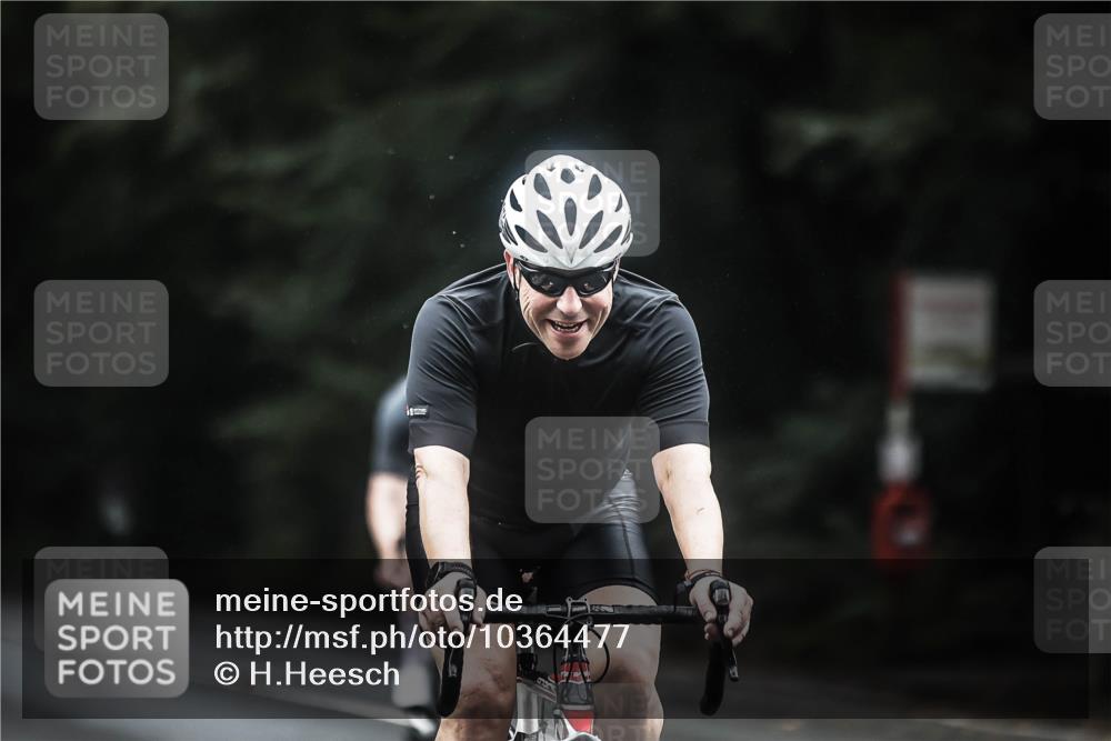 13.09.2026 - Stadtparktriathlon H.Heesch http://msf.ph/oto/10364477 13.09.2026 13:12:41 Radfahren 1218, 1268, 1333, 1346 meine-sportfotos.de