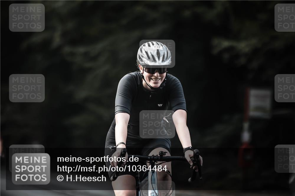 13.09.2026 - Stadtparktriathlon H.Heesch http://msf.ph/oto/10364484 13.09.2026 11:21:20 Radfahren 519, 644, 653, 737, 740, 825, 826, 1800 meine-sportfotos.de