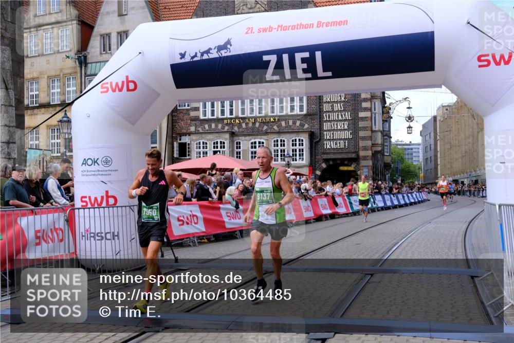 13.09.2026 - 21. swb-Marathon Bremen Tim E. http://msf.ph/oto/10364485 13.09.2026 13:02:03 Ziel 1614, 4696, 4739, 5369, 7950, 9137, 13168 meine-sportfotos.de
