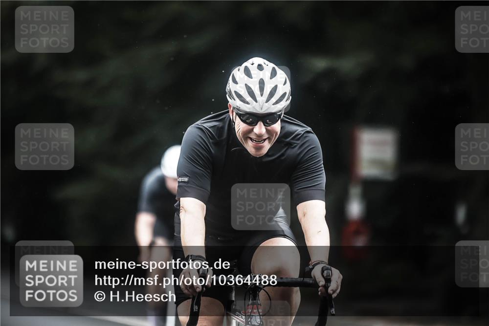 13.09.2026 - Stadtparktriathlon H.Heesch http://msf.ph/oto/10364488 13.09.2026 13:12:41 Radfahren 1218, 1268, 1333, 1346 meine-sportfotos.de