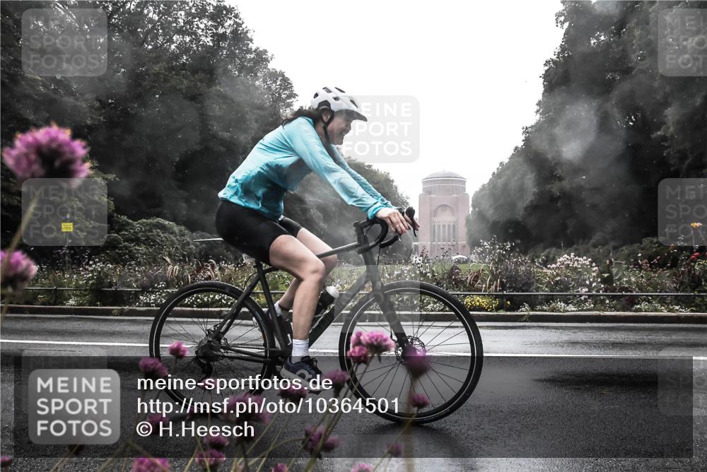 13.09.2026 - Stadtparktriathlon H.Heesch http://msf.ph/oto/10364501 13.09.2026 12:36:12 Radfahren 1102, 1148, 1162 meine-sportfotos.de