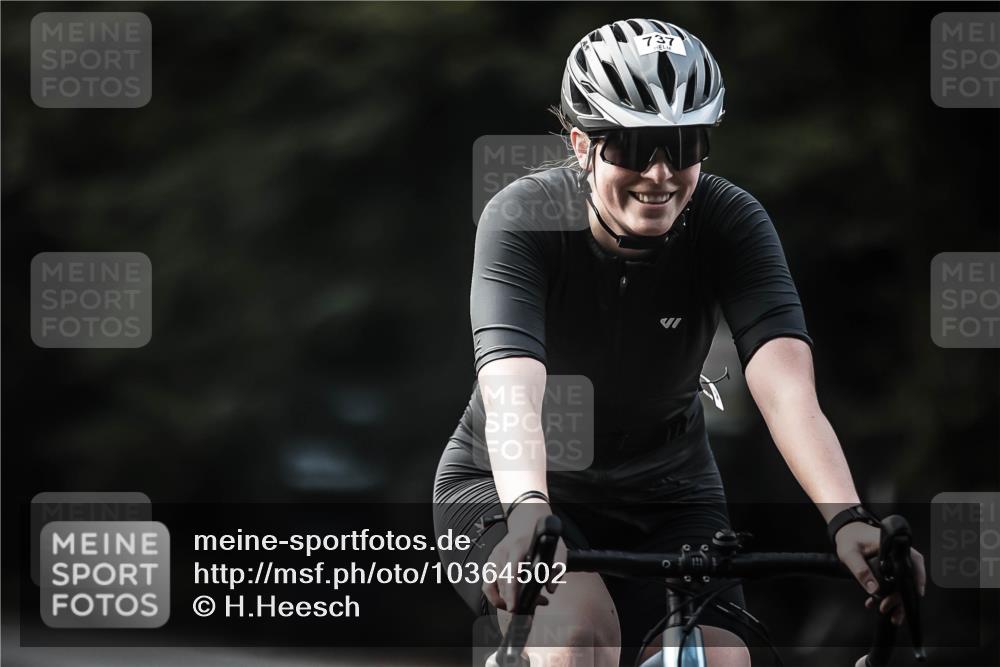 13.09.2026 - Stadtparktriathlon H.Heesch http://msf.ph/oto/10364502 13.09.2026 11:21:20 Radfahren 519, 644, 653, 737, 740, 825, 826, 1800 meine-sportfotos.de