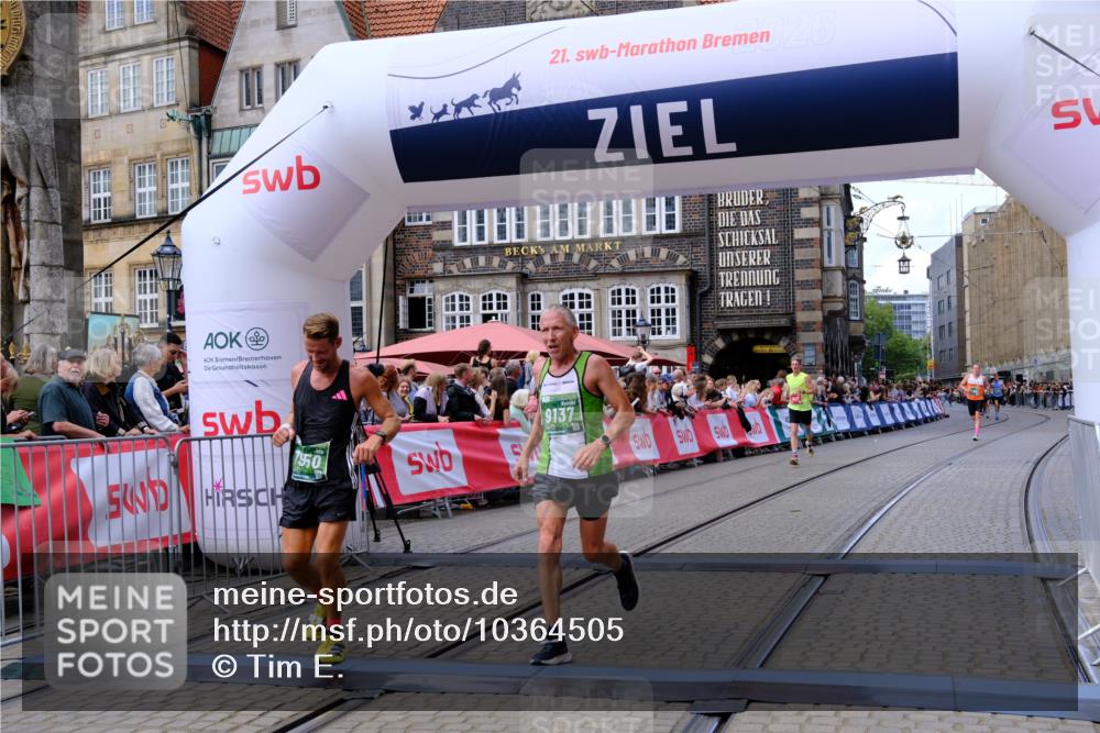 13.09.2026 - 21. swb-Marathon Bremen Tim E. http://msf.ph/oto/10364505 13.09.2026 13:02:04 Ziel 1614, 4696, 4739, 5369, 5601, 7950, 9137, 13168 meine-sportfotos.de