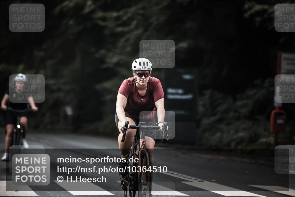 13.09.2026 - Stadtparktriathlon H.Heesch http://msf.ph/oto/10364510 13.09.2026 11:21:22 Radfahren 519, 644, 653, 737, 740, 825, 826, 1800 meine-sportfotos.de