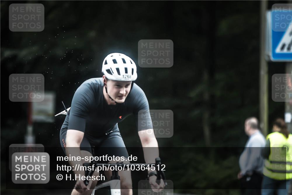 13.09.2026 - Stadtparktriathlon H.Heesch http://msf.ph/oto/10364512 13.09.2026 13:12:42 Radfahren 1218, 1268, 1333, 1346 meine-sportfotos.de