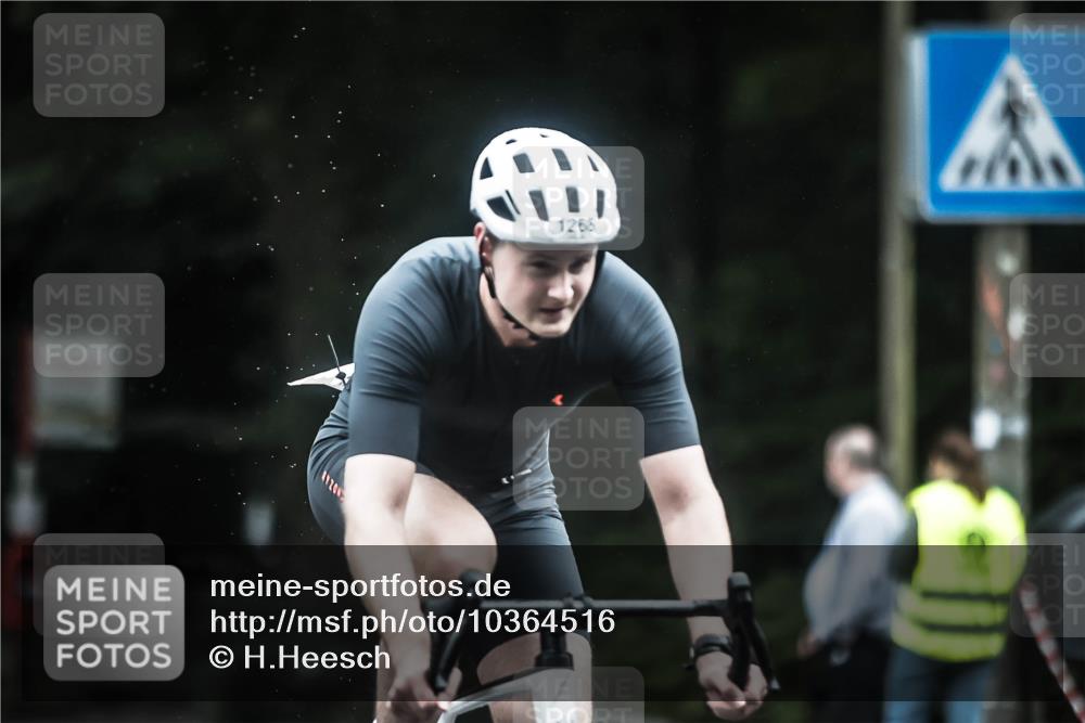 13.09.2026 - Stadtparktriathlon H.Heesch http://msf.ph/oto/10364516 13.09.2026 13:12:43 Radfahren 1218, 1268, 1346 meine-sportfotos.de