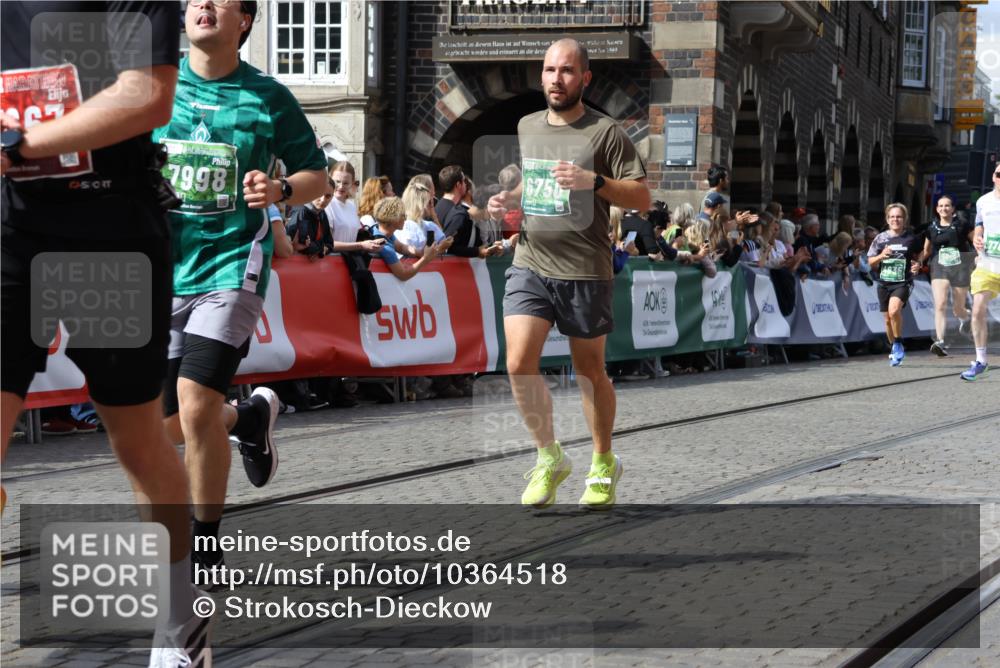 13.09.2026 - 21. swb-Marathon Bremen Strokosch-Dieckow http://msf.ph/oto/10364518 13.09.2026 13:35:11 Ziel 489, 1210, 1967, 2413, 2430, 2525, 2561, 2755, 3181, 3217, 3353, 3380, 3765, 3768, 3842, 5415, 5684, 6085, 6128, 6168, 6244, 6627, 6655, 6756, 7443, 7462, 8155, 8182, 8493, 8515, 8552, 8623, 8683, 9038, 9820, 13017, 13018, 13180, 1150, 2003, 2090, 2625, 2866, 3311, 3621, 3916, 4062, 4635, 4985, 5016, 6315, 6320, 6418, 6837, 7285, 7305, 7377, 7703, 8300, 8401, 8530, 8773, 8915, 9526, 9527 meine-sportfotos.de