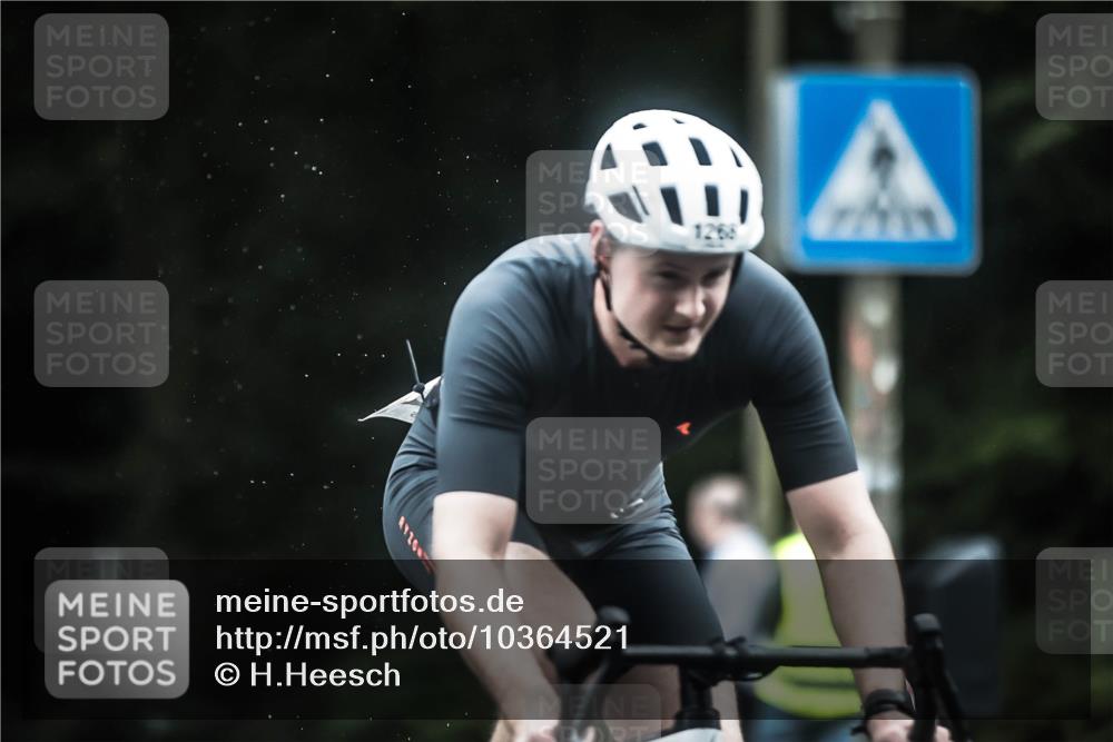 13.09.2026 - Stadtparktriathlon H.Heesch http://msf.ph/oto/10364521 13.09.2026 13:12:43 Radfahren 1218, 1268, 1346 meine-sportfotos.de