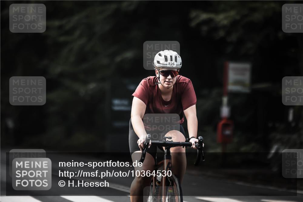 13.09.2026 - Stadtparktriathlon H.Heesch http://msf.ph/oto/10364530 13.09.2026 11:21:22 Radfahren 519, 644, 653, 737, 740, 825, 826, 1800 meine-sportfotos.de