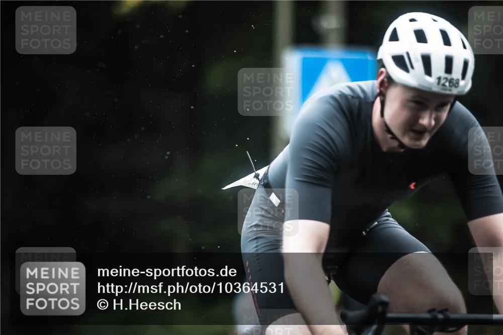 13.09.2026 - Stadtparktriathlon H.Heesch http://msf.ph/oto/10364531 13.09.2026 13:12:43 Radfahren 1218, 1268, 1346 meine-sportfotos.de