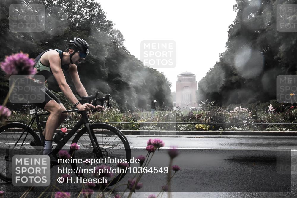 13.09.2026 - Stadtparktriathlon H.Heesch http://msf.ph/oto/10364549 13.09.2026 12:36:27 Radfahren 1004, 1020, 1056, 1115, 1295 meine-sportfotos.de