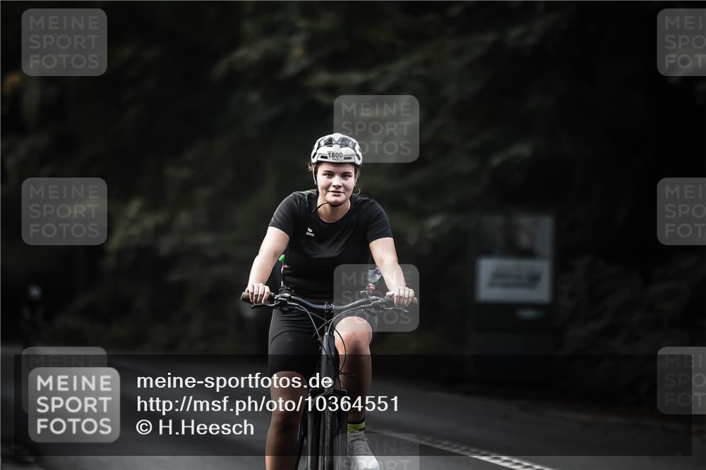 13.09.2026 - Stadtparktriathlon H.Heesch http://msf.ph/oto/10364551 13.09.2026 11:21:24 Radfahren 519, 644, 653, 737, 740, 825, 826, 1800 meine-sportfotos.de