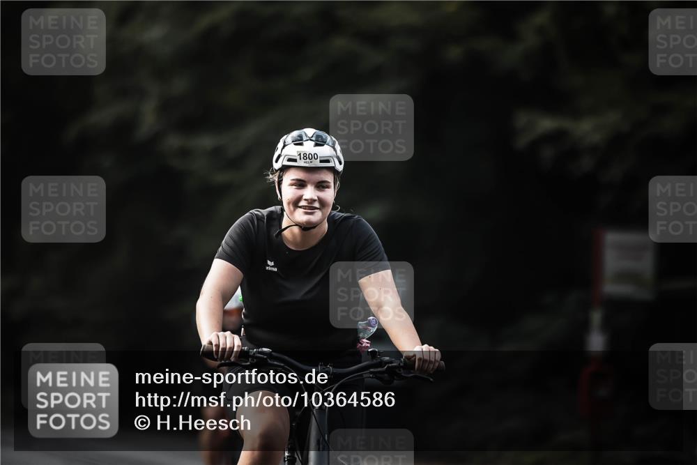 13.09.2026 - Stadtparktriathlon H.Heesch http://msf.ph/oto/10364586 13.09.2026 11:21:24 Radfahren 519, 644, 653, 737, 740, 825, 826, 1800 meine-sportfotos.de