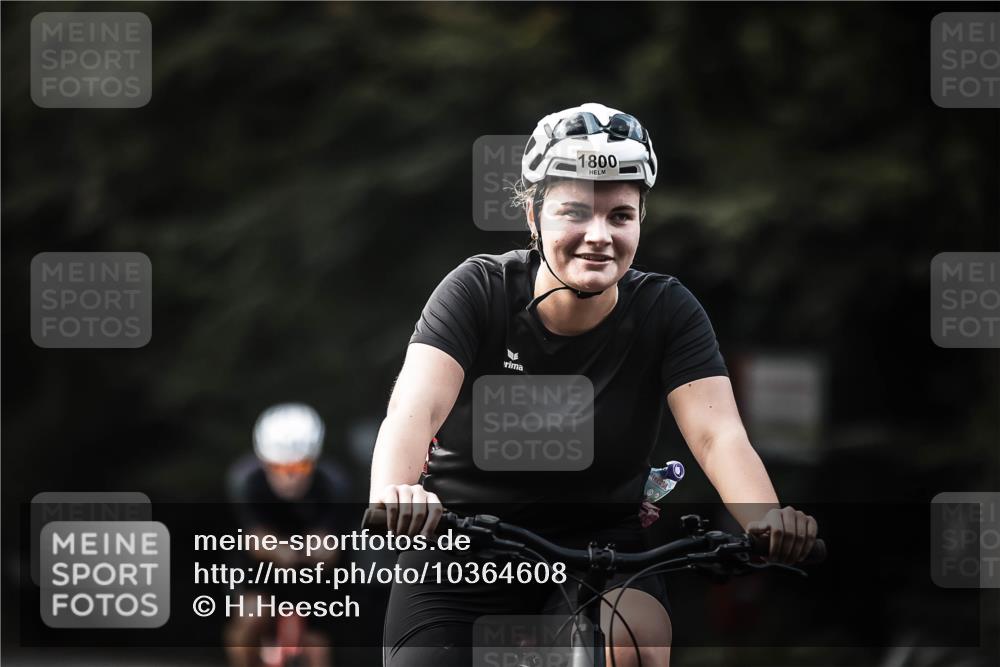 13.09.2026 - Stadtparktriathlon H.Heesch http://msf.ph/oto/10364608 13.09.2026 11:21:25 Radfahren 644, 653, 674, 737, 740, 826, 1800 meine-sportfotos.de