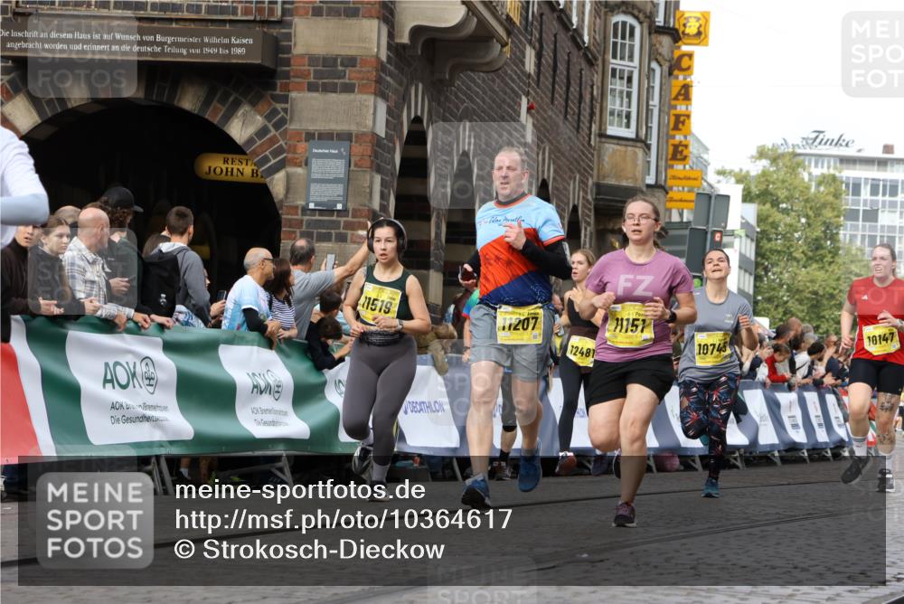 13.09.2026 - 21. swb-Marathon Bremen Strokosch-Dieckow http://msf.ph/oto/10364617 13.09.2026 10:59:39 Ziel 10377, 10492, 10668, 10922, 11086, 11125, 11301, 11302, 11500, 11873, 12118, 12200, 12267, 12295, 12537, 12541, 10236, 10355, 10669, 10691, 10928, 10929, 11054, 11056, 11089, 11194, 11419, 11427, 11501, 11637, 11803, 11904, 12138, 12242, 12243, 12388, 12480 meine-sportfotos.de