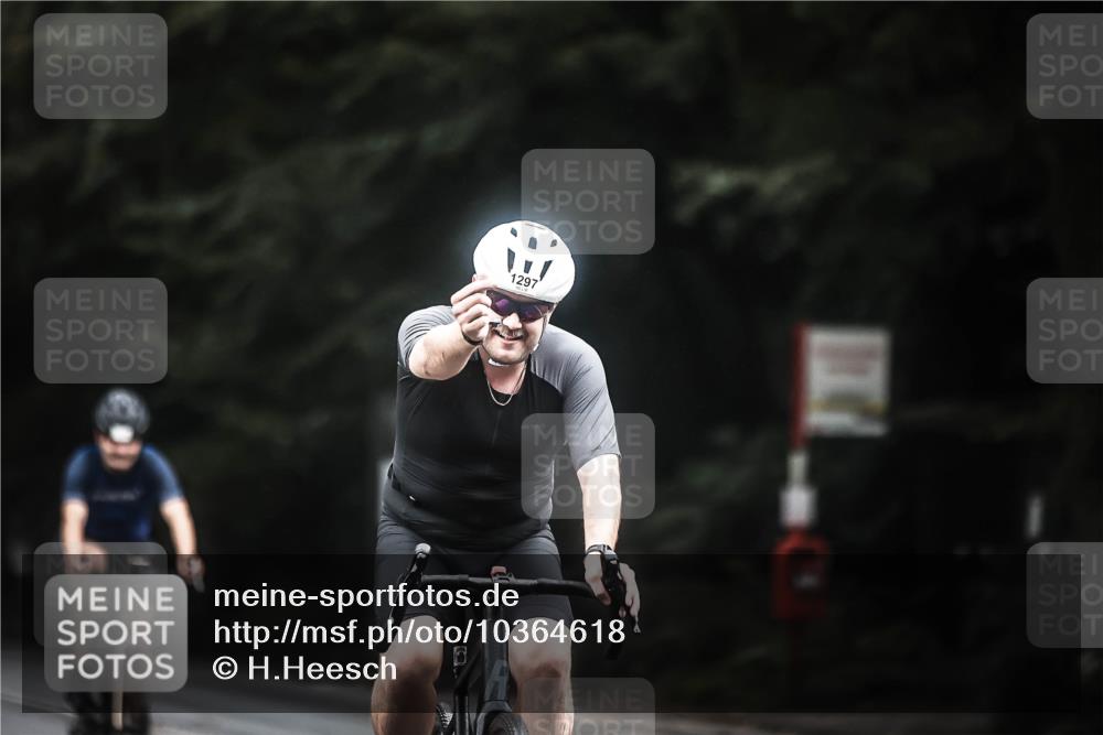13.09.2026 - Stadtparktriathlon H.Heesch http://msf.ph/oto/10364618 13.09.2026 13:12:50 Radfahren 1225, 1226, 1284, 1297, 1346, 1352 meine-sportfotos.de