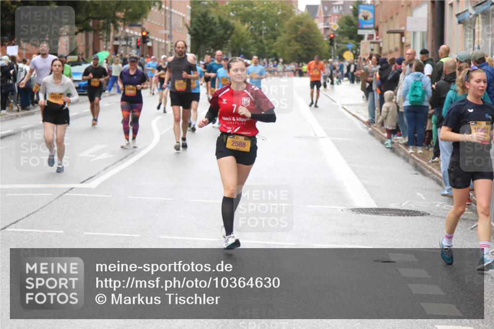 13.09.2026 - Kiel Lauf Markus Tischler http://msf.ph/oto/10364630 13.09.2026 12:01:00 Fleethörn 10517, 7, 39, 10853, 38, 2588 meine-sportfotos.de