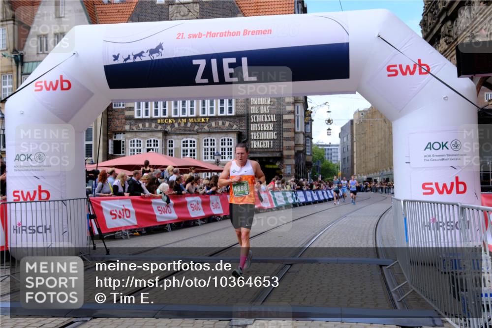 13.09.2026 - 21. swb-Marathon Bremen Tim E. http://msf.ph/oto/10364653 13.09.2026 13:02:09 Ziel 1614, 4696, 4739, 5601, 7950, 9137, 9233 meine-sportfotos.de