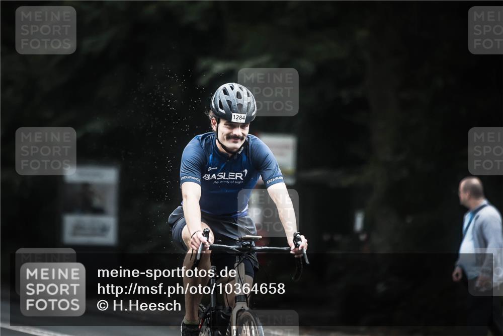 13.09.2026 - Stadtparktriathlon H.Heesch http://msf.ph/oto/10364658 13.09.2026 13:12:51 Radfahren 1225, 1226, 1284, 1297, 1346, 1352 meine-sportfotos.de