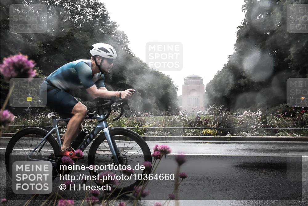 13.09.2026 - Stadtparktriathlon H.Heesch http://msf.ph/oto/10364660 13.09.2026 12:37:13 Radfahren 953, 1087, 1158, 1247, 1302 meine-sportfotos.de