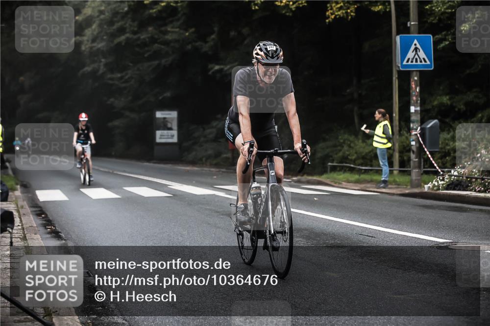 13.09.2026 - Stadtparktriathlon H.Heesch http://msf.ph/oto/10364676 13.09.2026 10:11:08 Radfahren 254, 267, 308, 330 meine-sportfotos.de