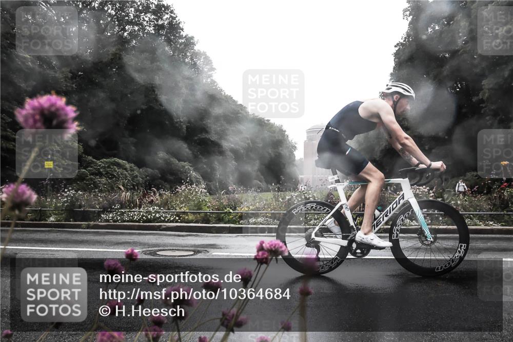 13.09.2026 - Stadtparktriathlon H.Heesch http://msf.ph/oto/10364684 13.09.2026 12:37:18 Radfahren 953, 1098, 1158, 1233, 1247 meine-sportfotos.de