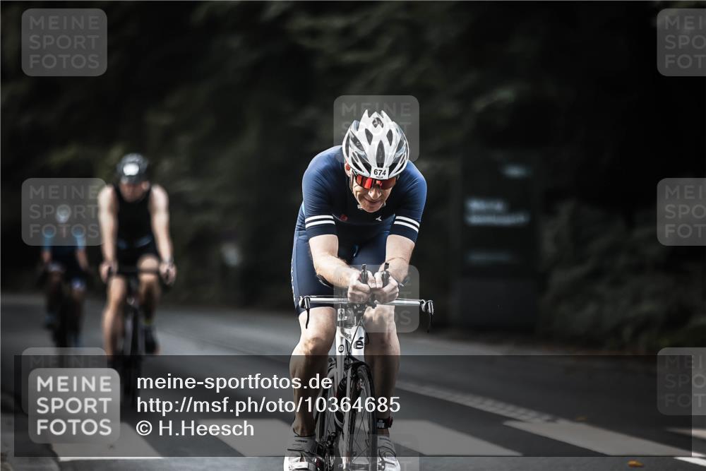 13.09.2026 - Stadtparktriathlon H.Heesch http://msf.ph/oto/10364685 13.09.2026 11:21:31 Radfahren 636, 653, 674, 757 meine-sportfotos.de