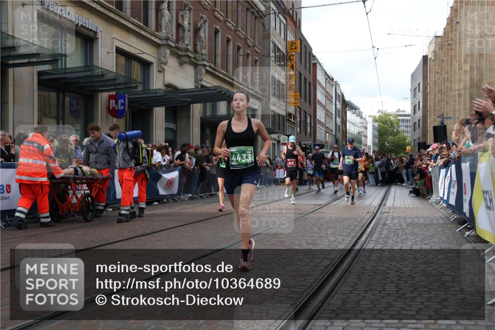 13.09.2026 - 21. swb-Marathon Bremen Strokosch-Dieckow http://msf.ph/oto/10364689 13.09.2026 13:37:16 Ziel 270, 391, 448, 869, 3323, 3627, 3804, 3823, 4155, 4300, 4433, 4628, 5388, 5624, 5738, 5783, 5784, 5791, 6032, 6596, 6795, 6804, 6911, 7003, 7074, 7635, 8315, 8316, 8380, 8439, 8553, 8674, 8748, 8753, 9099, 9441, 10062, 10106, 950, 1180, 1285, 1641, 1849, 1854, 1991, 2241, 2531, 2930, 3122, 3333, 3627, 3732, 3787, 3823, 3894, 3909, 4261, 4410, 4448, 4932, 4947, 5388, 5547, 5577, 5612, 5791, 6046, 6056, 6431, 6629, 6904, 6947, 6961, 7006, 7046, 7571, 8268, 8443, 9701 meine-sportfotos.de