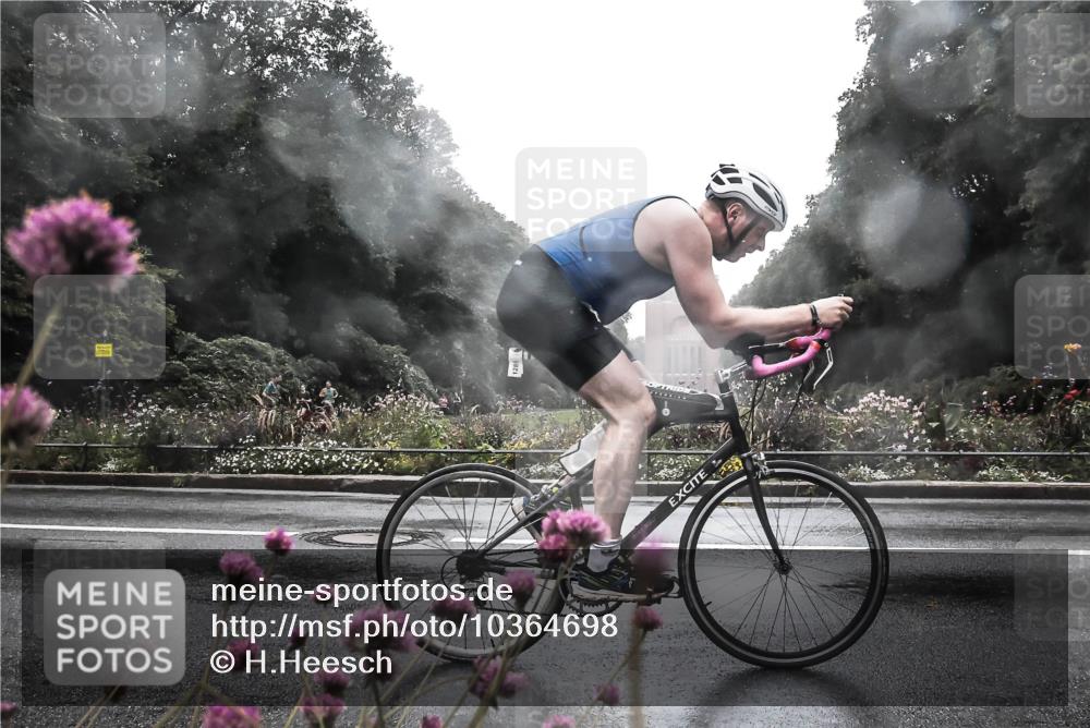 13.09.2026 - Stadtparktriathlon H.Heesch http://msf.ph/oto/10364698 13.09.2026 12:37:23 Radfahren 1098, 1269, 1274, 1280, 1285 meine-sportfotos.de