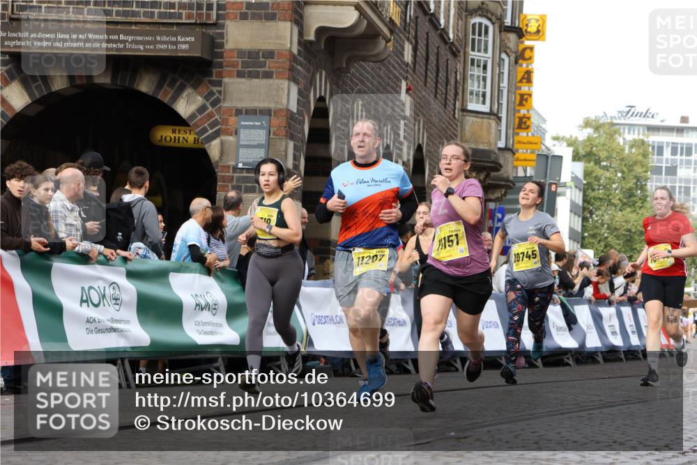 13.09.2026 - 21. swb-Marathon Bremen Strokosch-Dieckow http://msf.ph/oto/10364699 13.09.2026 10:59:39 Ziel 10377, 10492, 10668, 10922, 11086, 11125, 11301, 11302, 11500, 11873, 12118, 12200, 12267, 12295, 12537, 12541, 10236, 10355, 10669, 10691, 10928, 10929, 11054, 11056, 11089, 11194, 11419, 11427, 11501, 11637, 11803, 11904, 12138, 12242, 12243, 12388, 12480 meine-sportfotos.de