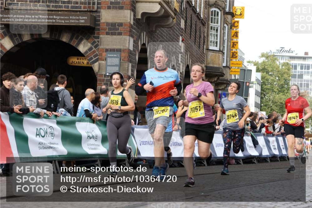 13.09.2026 - 21. swb-Marathon Bremen Strokosch-Dieckow http://msf.ph/oto/10364720 13.09.2026 10:59:39 Ziel 10377, 10492, 10668, 10922, 11086, 11125, 11301, 11302, 11500, 11873, 12118, 12200, 12267, 12295, 12537, 12541, 10236, 10355, 10669, 10691, 10928, 10929, 11054, 11056, 11089, 11194, 11419, 11427, 11501, 11637, 11803, 11904, 12138, 12242, 12243, 12388, 12480 meine-sportfotos.de