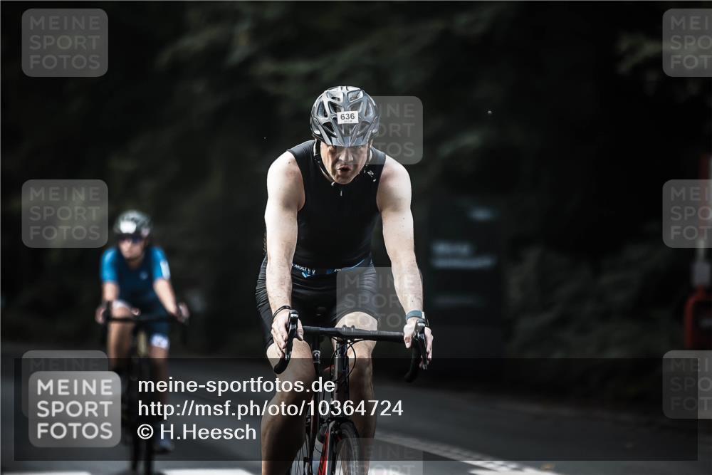 13.09.2026 - Stadtparktriathlon H.Heesch http://msf.ph/oto/10364724 13.09.2026 11:21:33 Radfahren 636, 674, 757 meine-sportfotos.de
