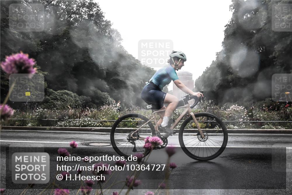 13.09.2026 - Stadtparktriathlon H.Heesch http://msf.ph/oto/10364727 13.09.2026 12:37:27 Radfahren 1152, 1269, 1274, 1280 meine-sportfotos.de
