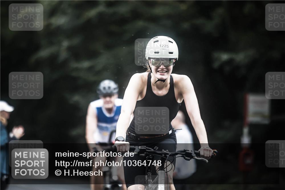 13.09.2026 - Stadtparktriathlon H.Heesch http://msf.ph/oto/10364748 13.09.2026 13:12:54 Radfahren 1225, 1226, 1284, 1297, 1352 meine-sportfotos.de