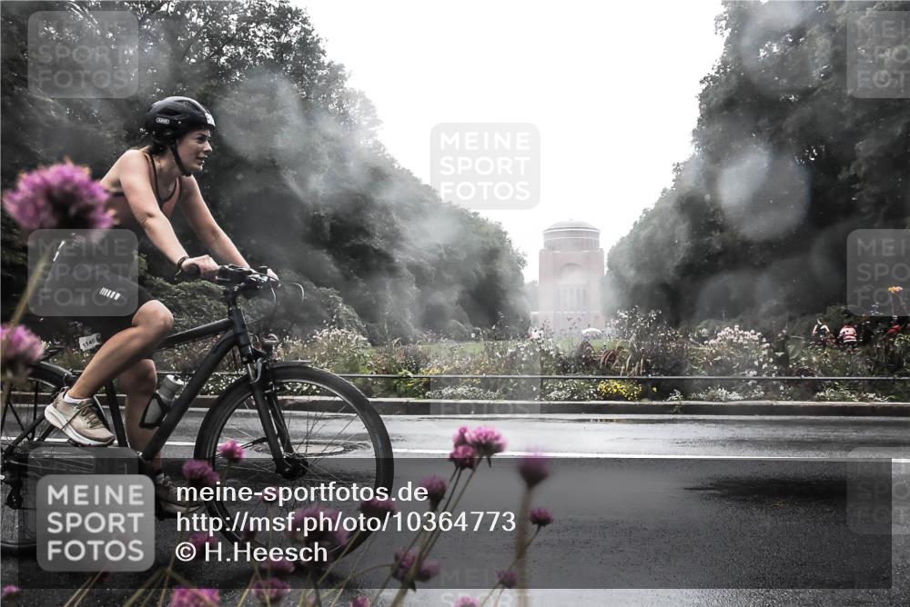 13.09.2026 - Stadtparktriathlon H.Heesch http://msf.ph/oto/10364773 13.09.2026 12:37:44 Radfahren 1149, 1267, 1270, 1278, 1298 meine-sportfotos.de